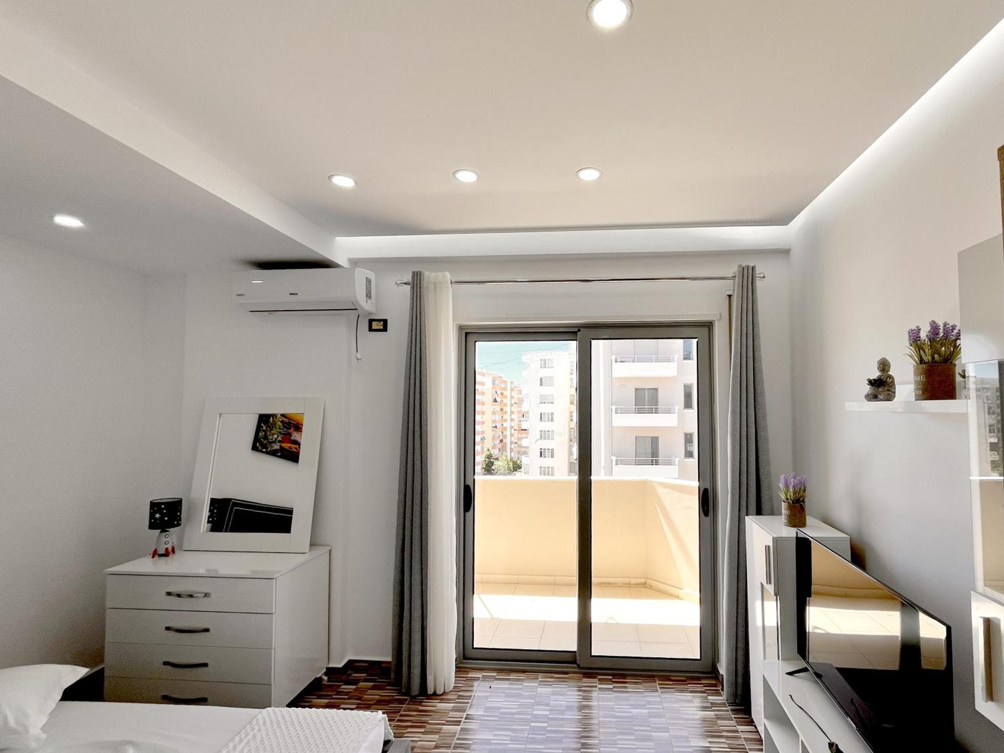 Kam Apartments In The City Center วญอเรอ ภายนอก รูปภาพ